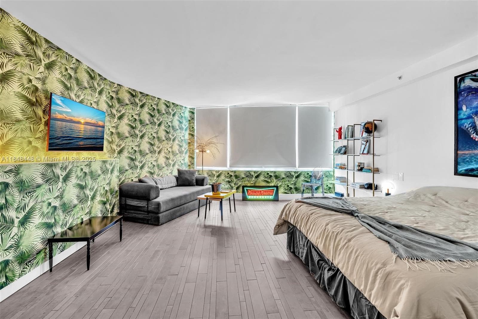 A11848448 — Miami Beach — 25