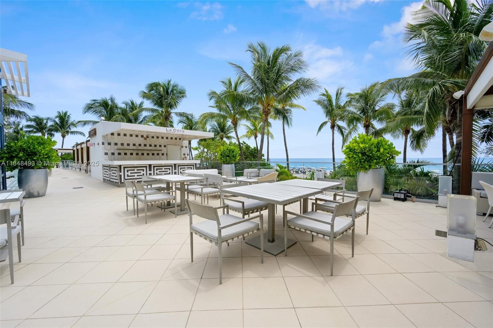 A11848493 — Miami Beach — 32