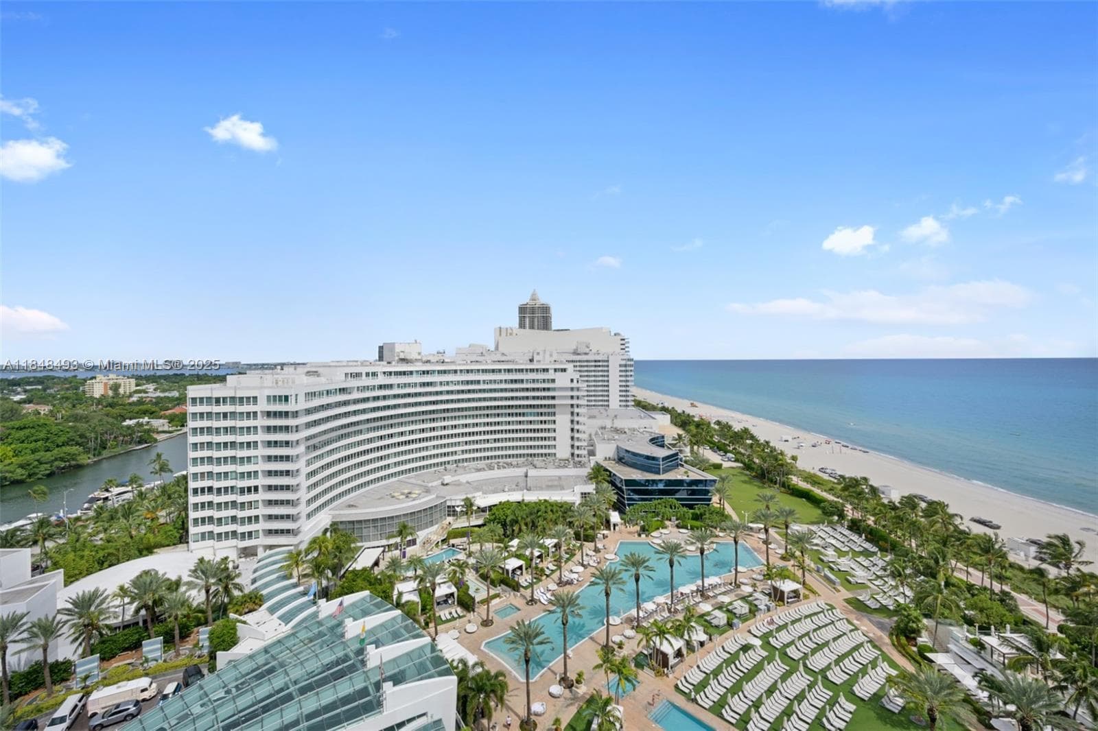 A11848493 — Miami Beach
