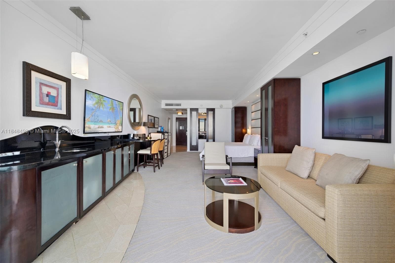 A11848493 — Miami Beach — 10