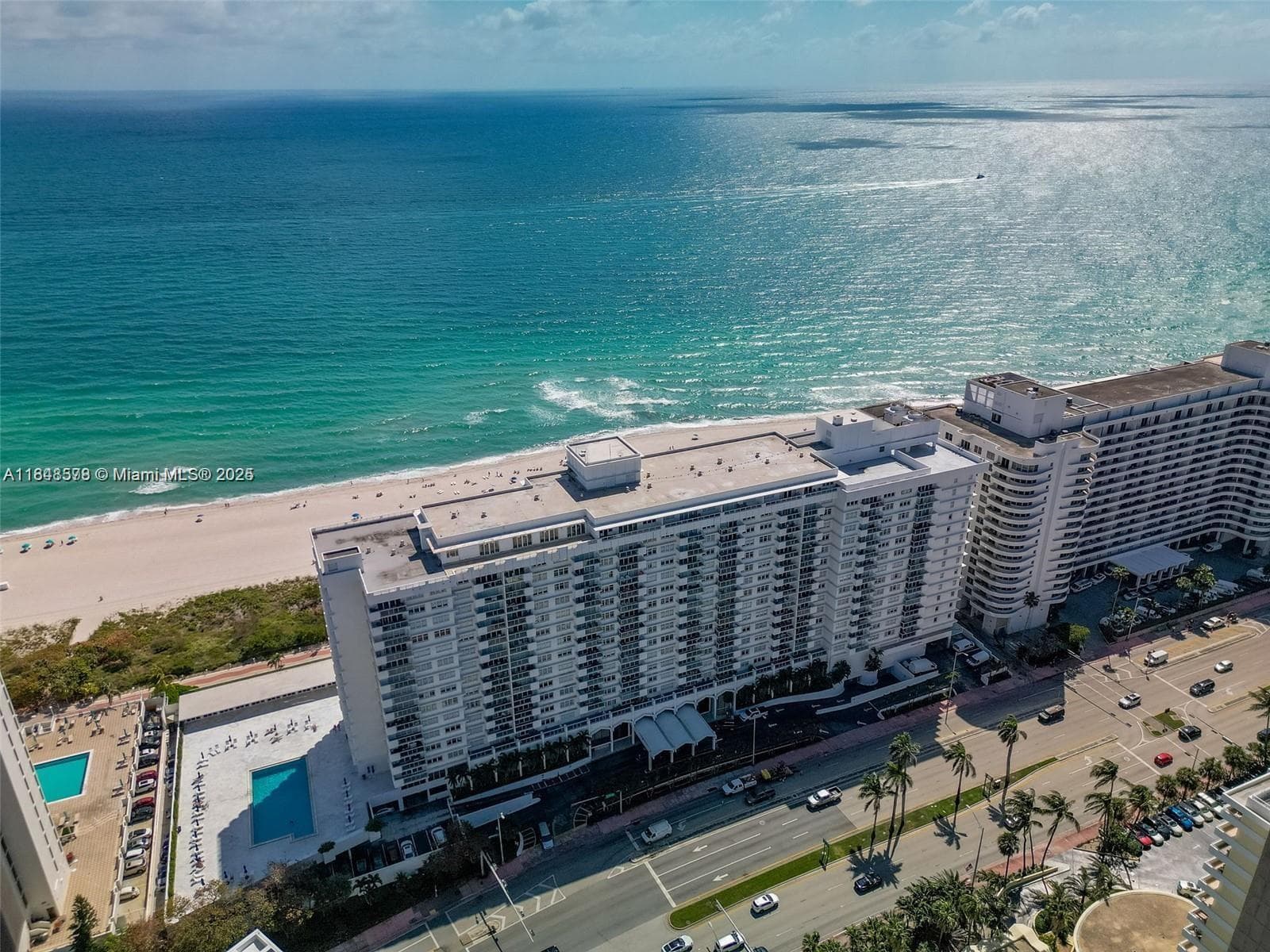 A11848578 — Miami Beach