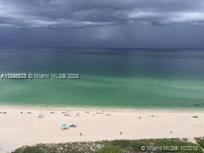 A11848578 — Miami Beach — 15