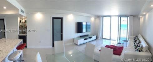 A11848625 — Miami Beach — 6