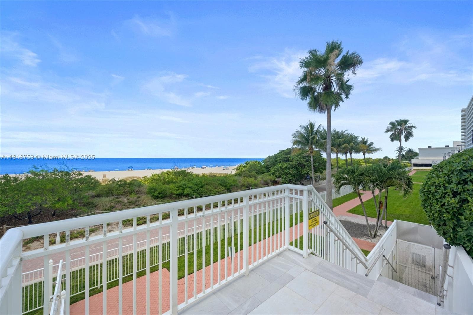 A11848753 — Miami Beach — 20