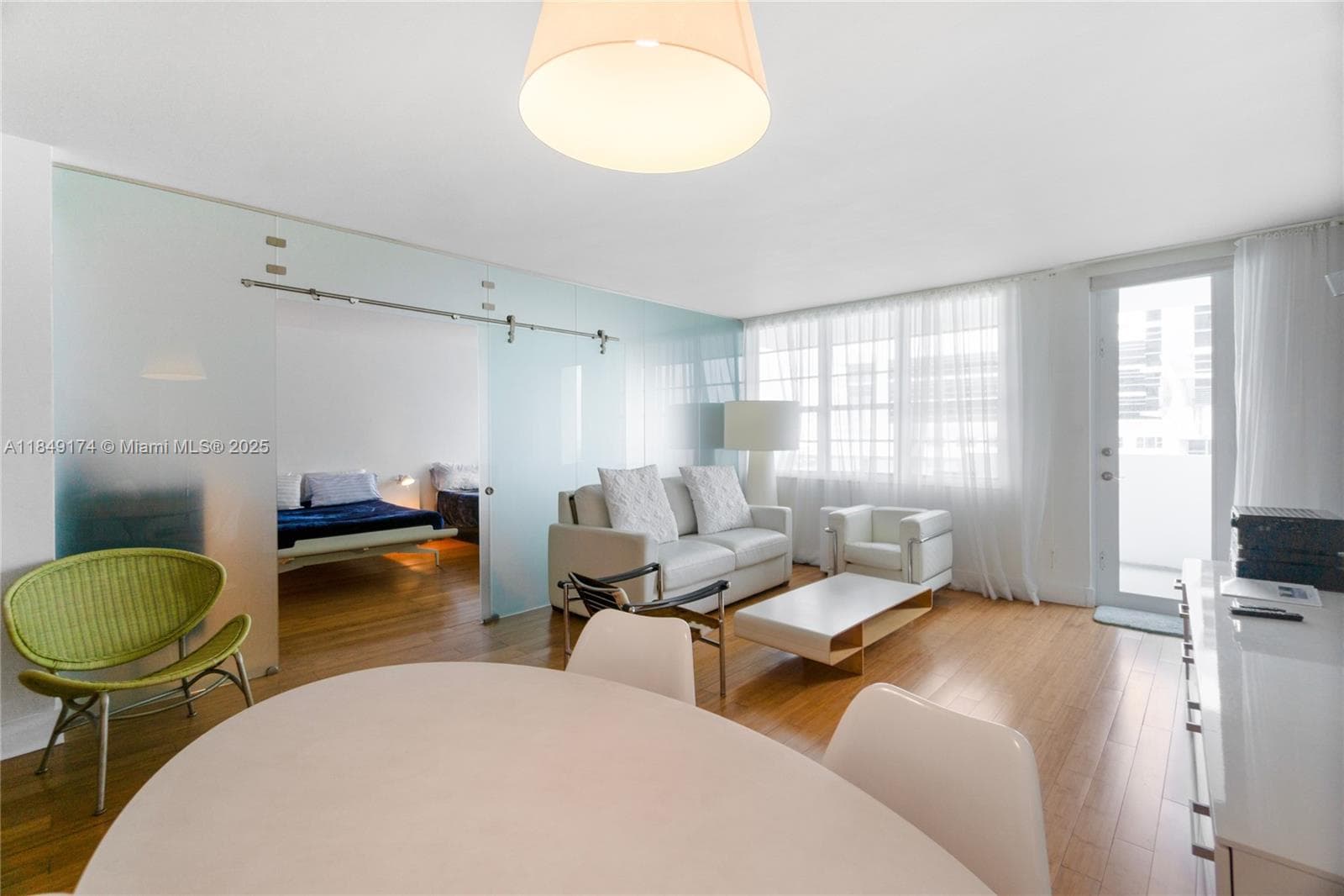 A11849174 — Miami Beach — 6