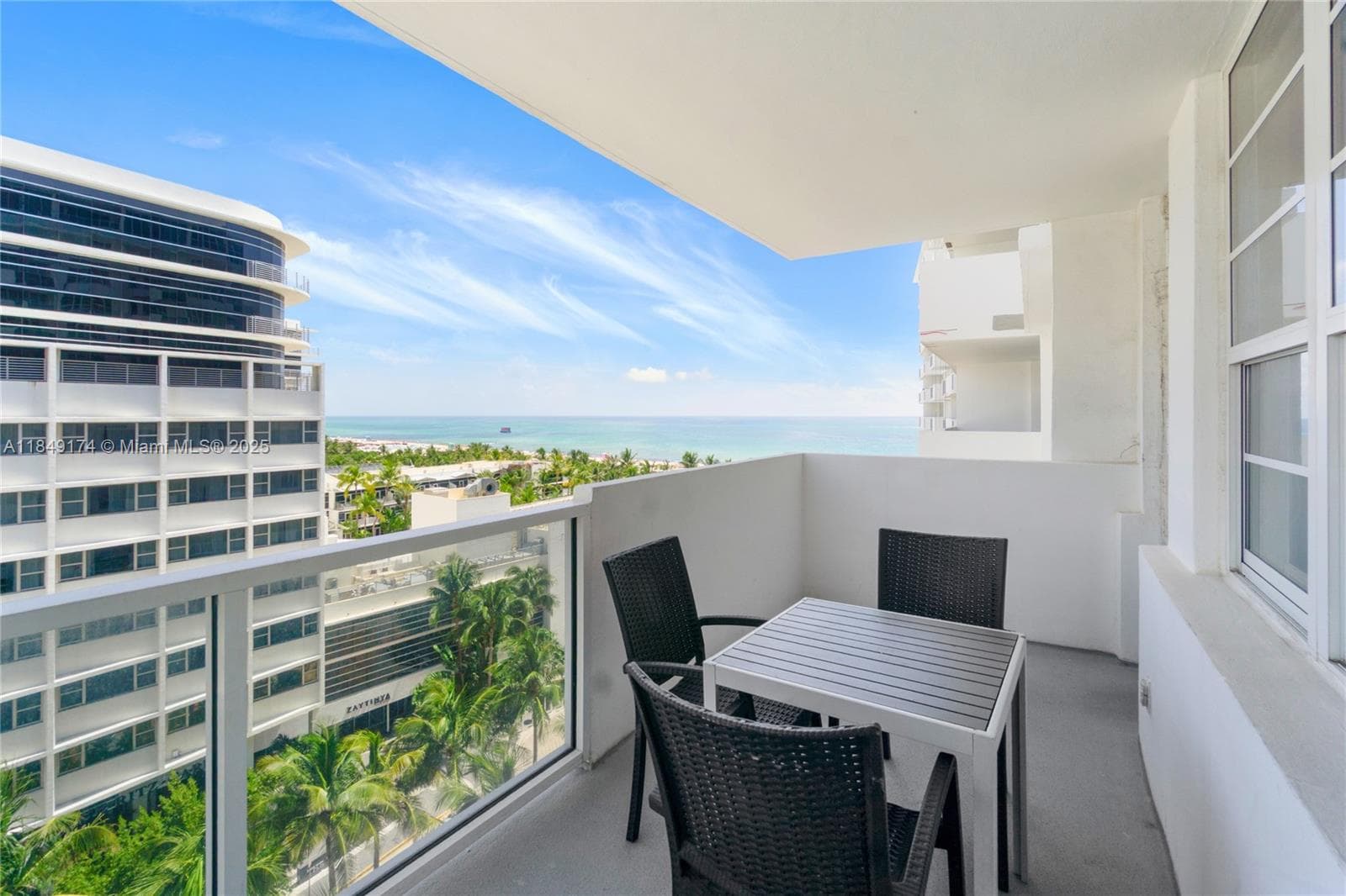 A11849174 — Miami Beach — 22