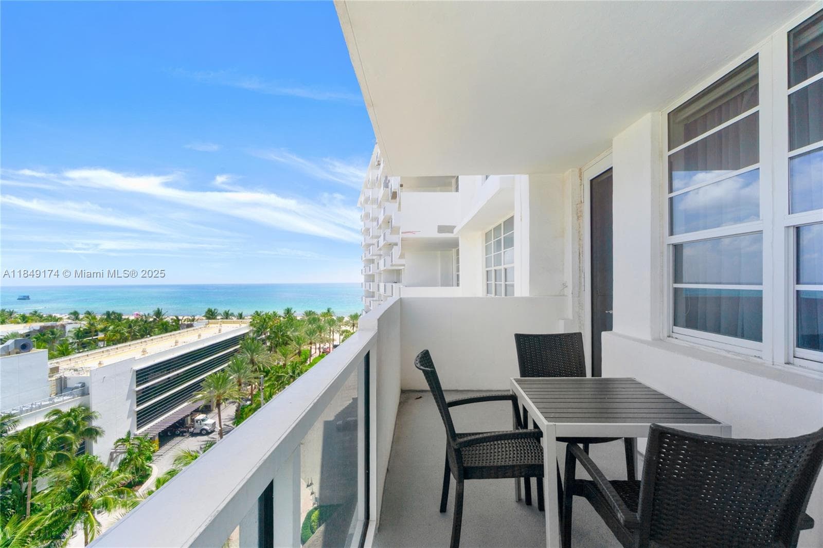 A11849174 — Miami Beach — 21
