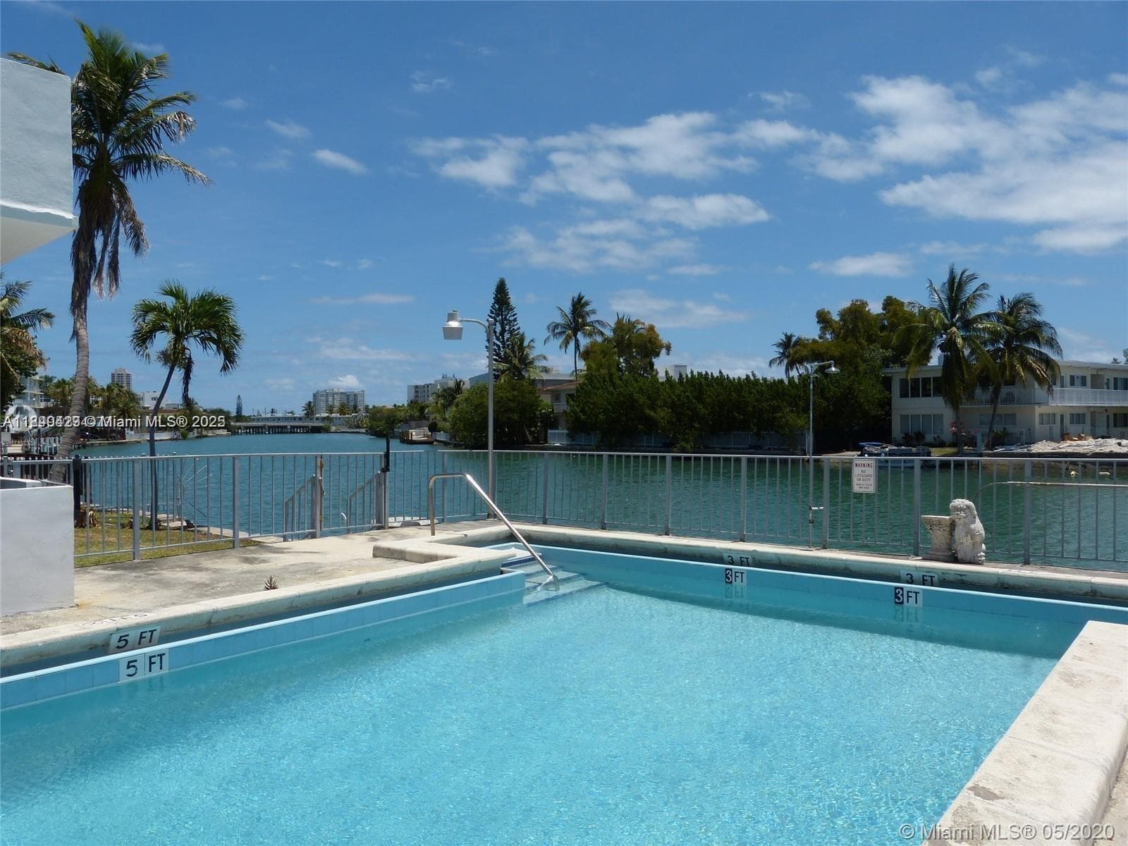 A11849429 — Miami Beach — 2