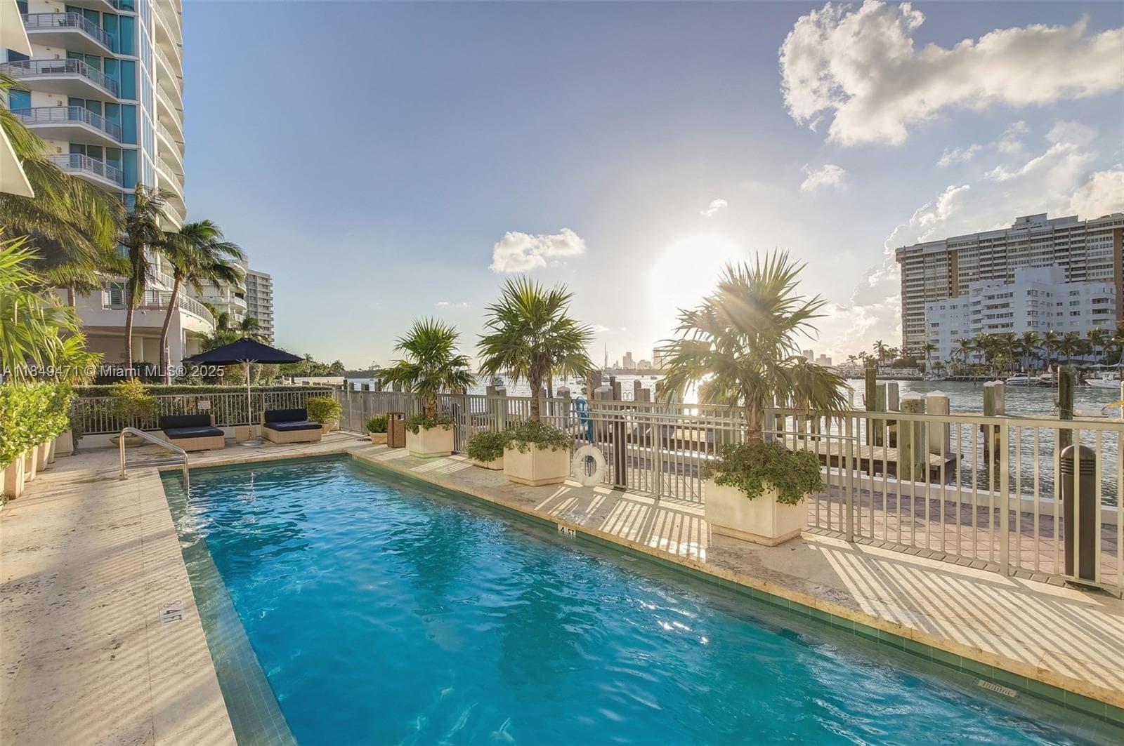 A11849471 — Miami Beach — 55