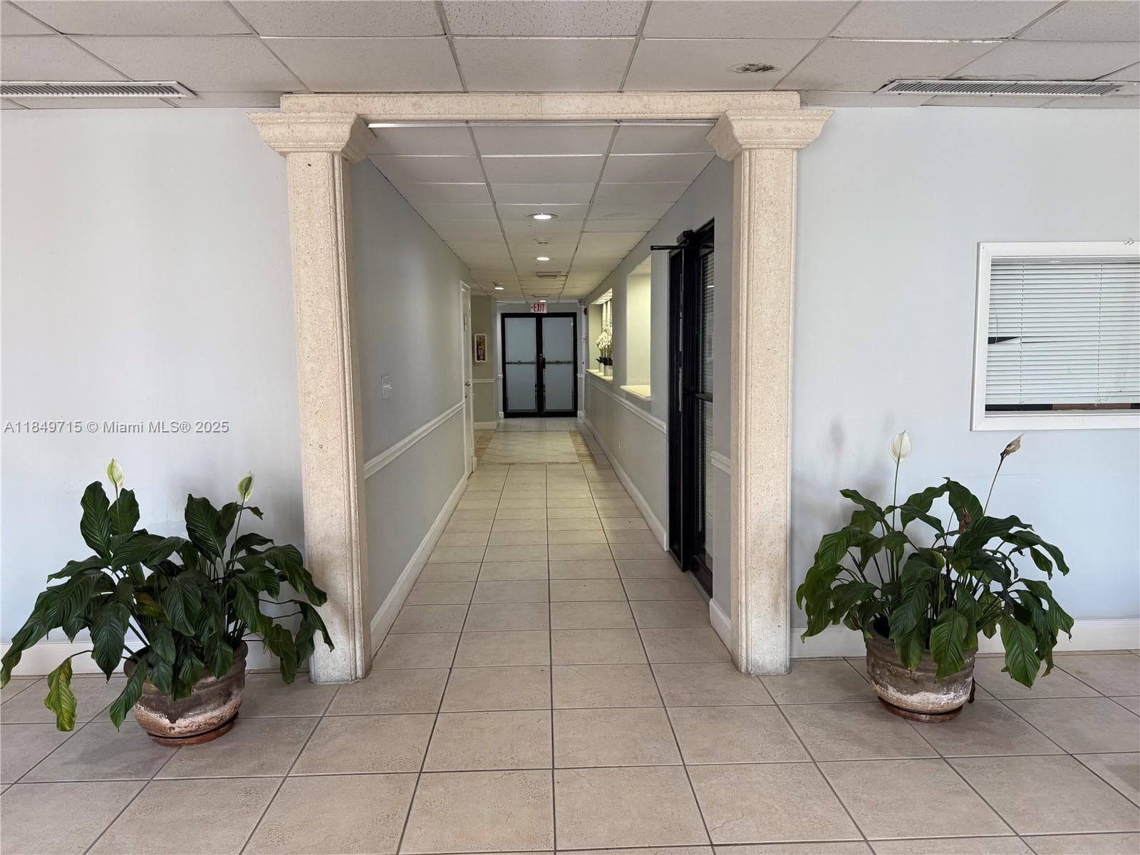 A11849715 — Miami Beach — 22