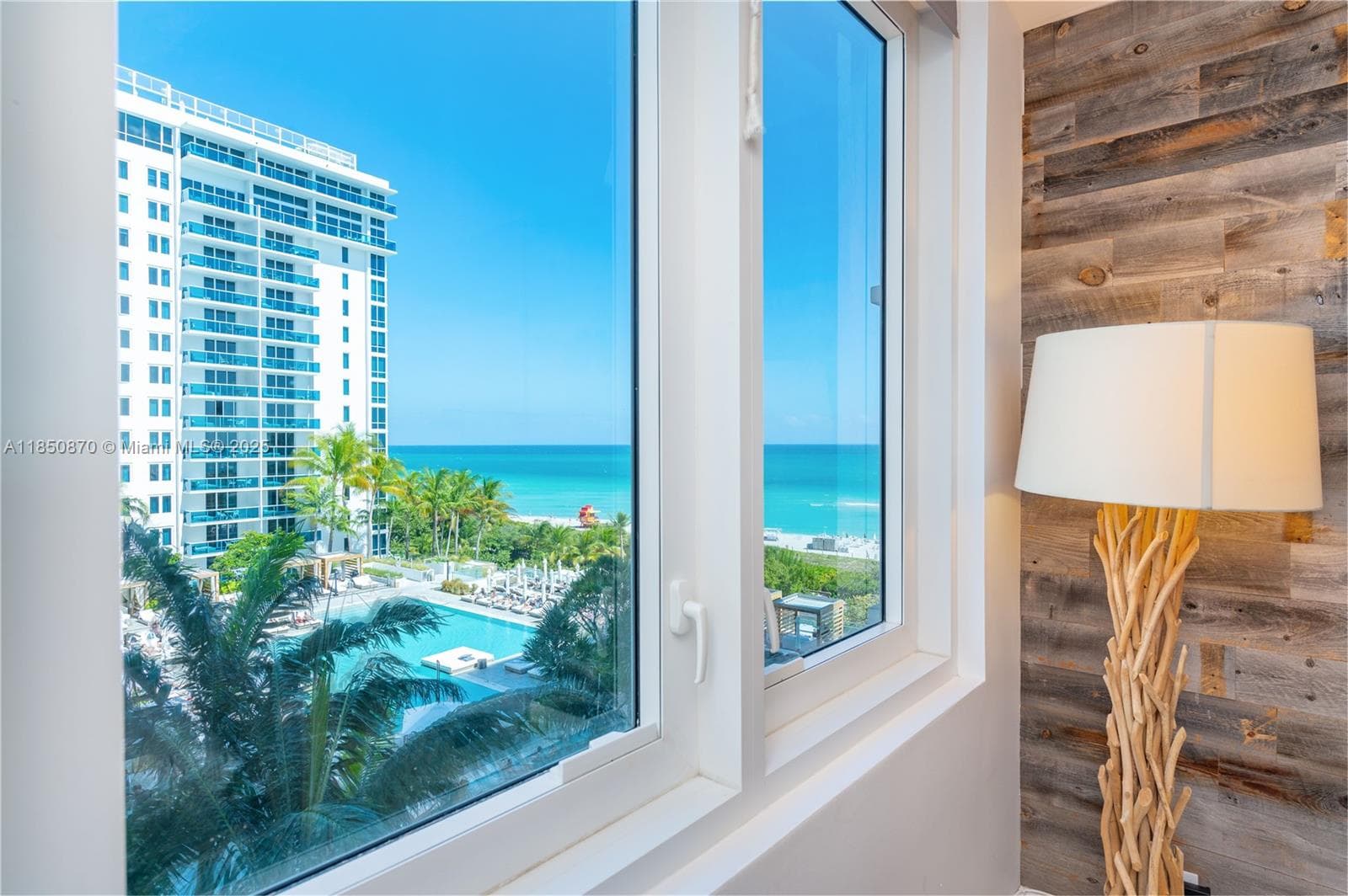 A11850870 — Miami Beach — 18