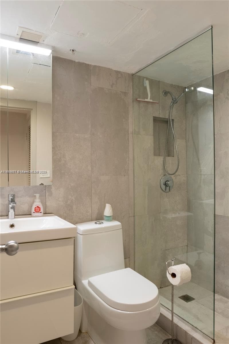 A11850887 — Miami Beach — 11