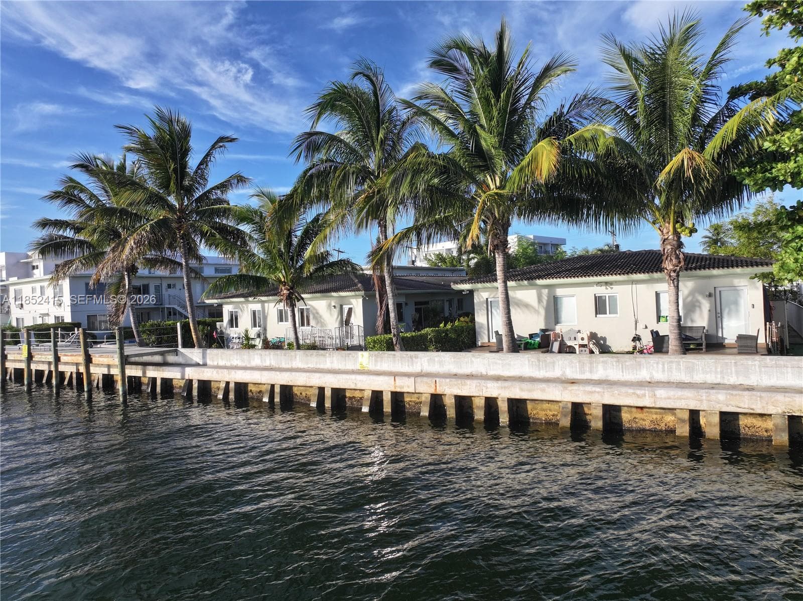 A11852415 — Miami Beach