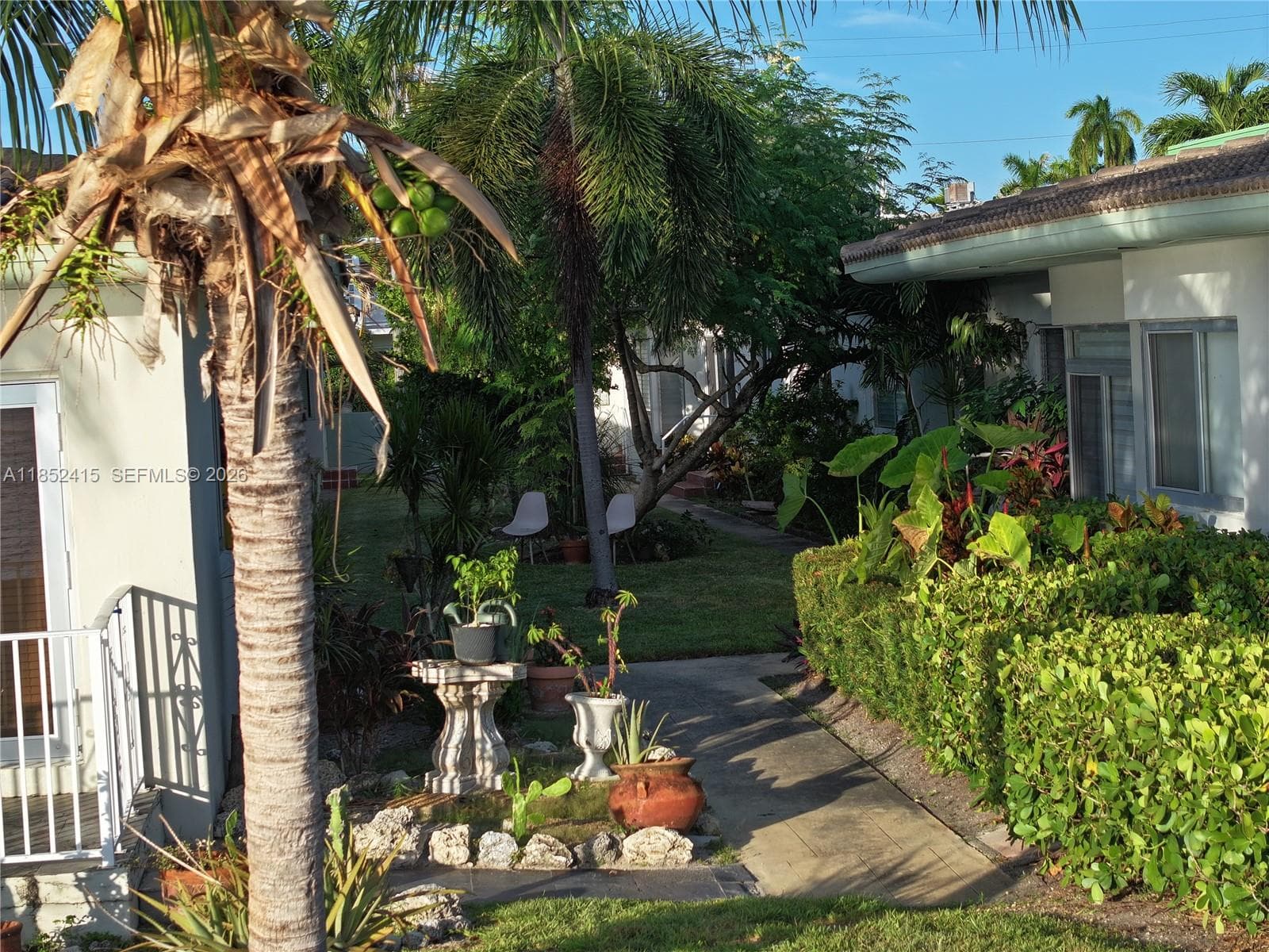 A11852415 — Miami Beach — 14