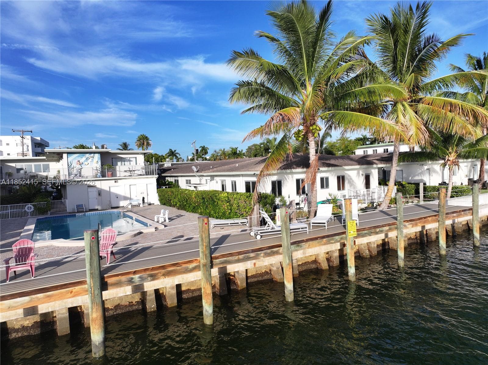 A11852415 — Miami Beach — 19