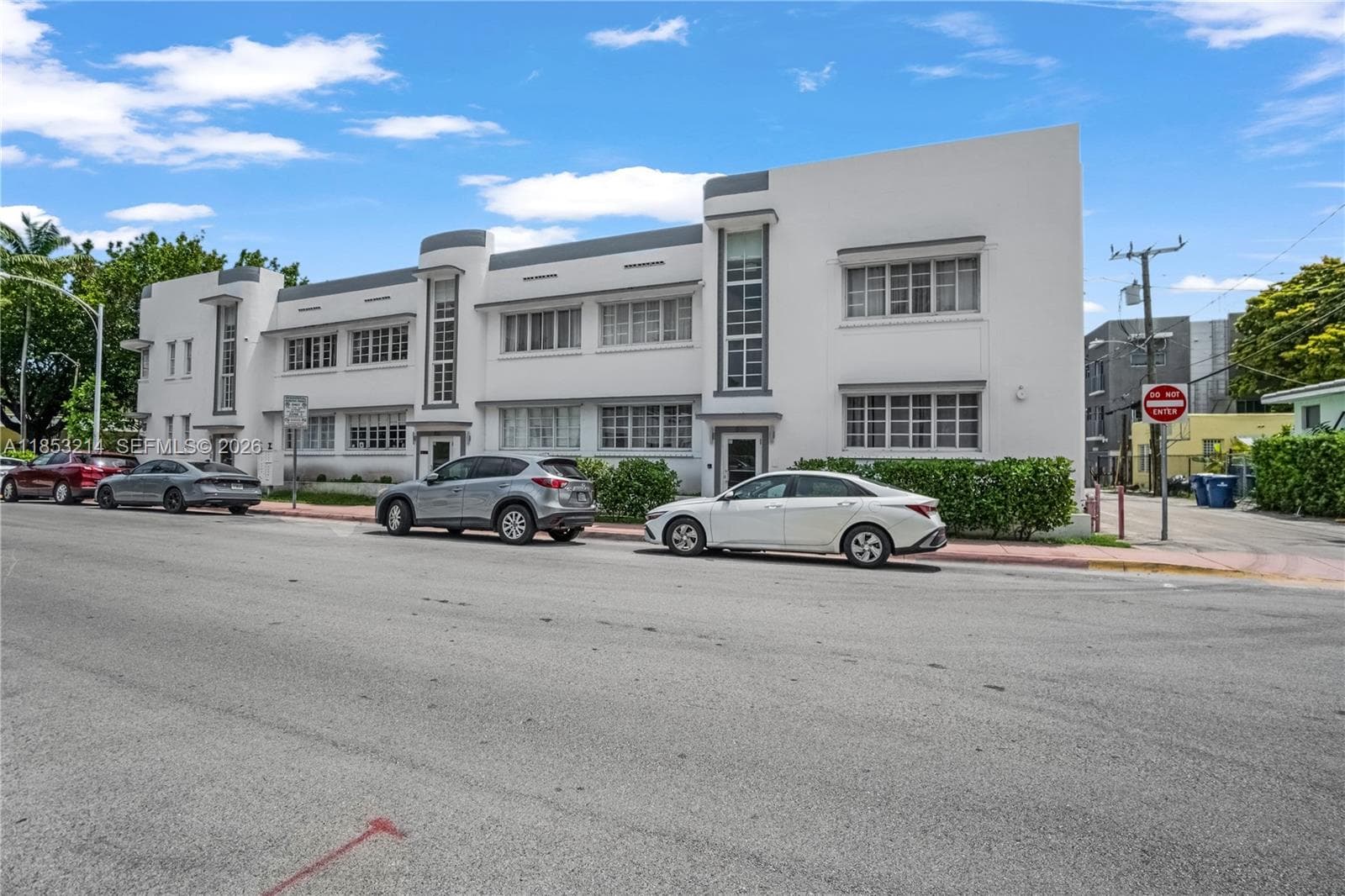 A11853214 — Miami Beach — 2