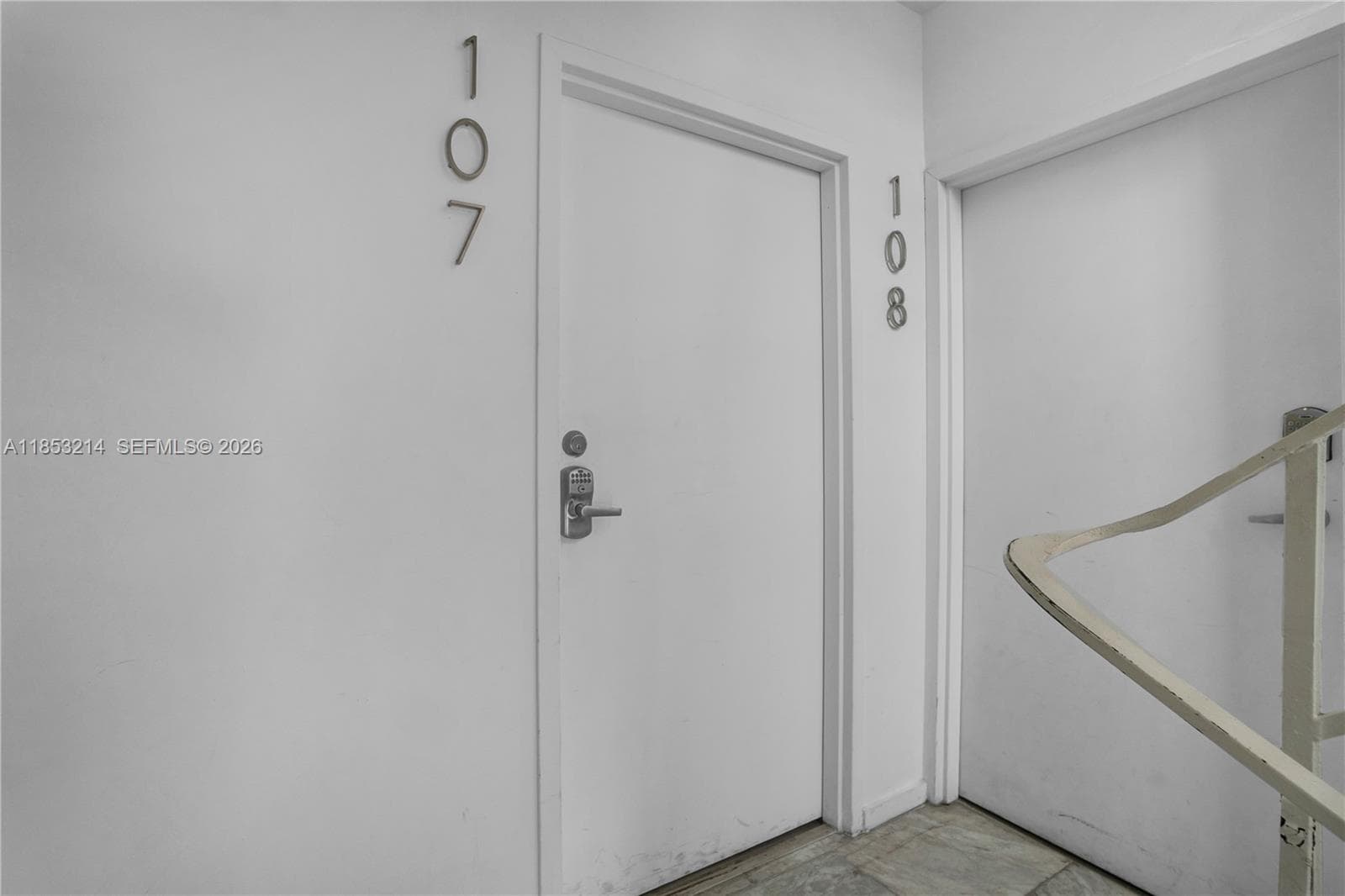 A11853214 — Miami Beach — 6