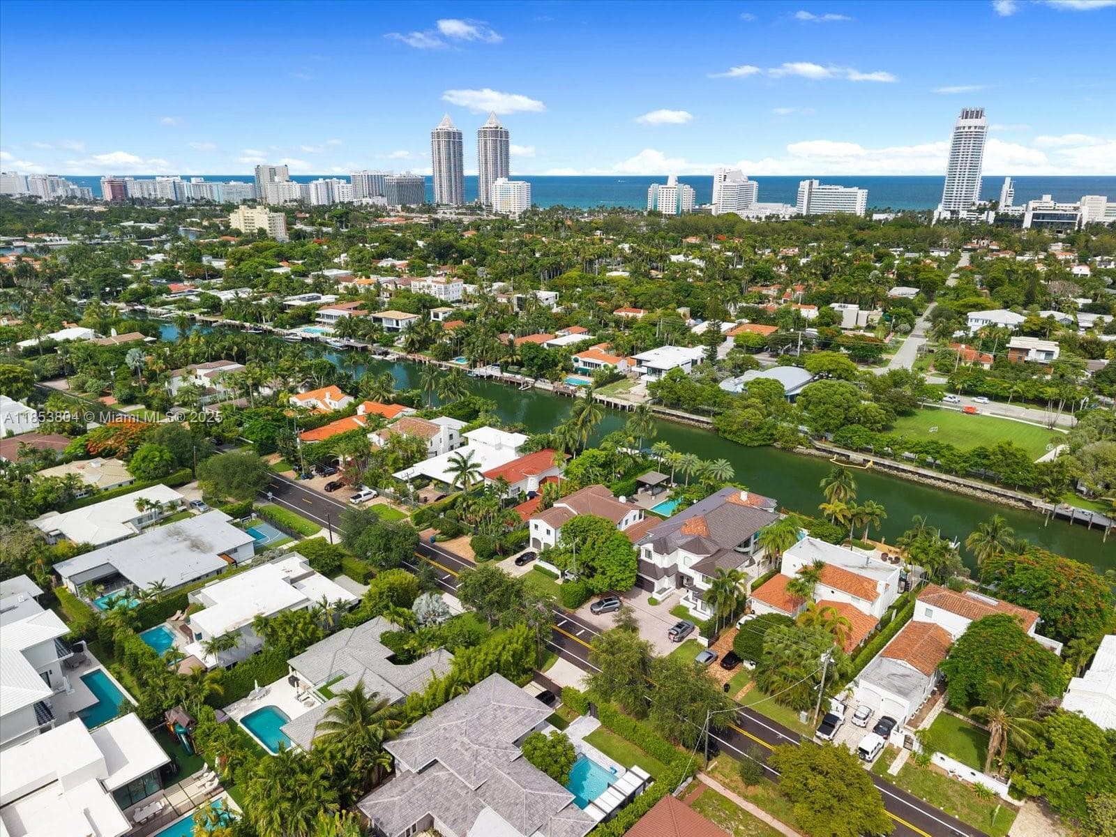 A11853804 — Miami Beach — 76