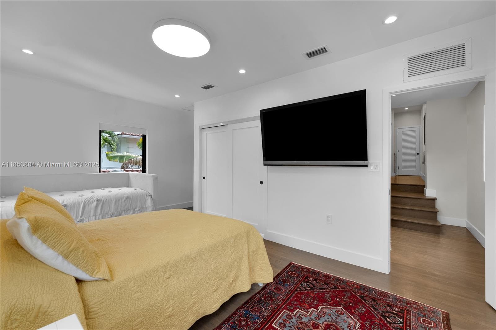 A11853804 — Miami Beach — 45