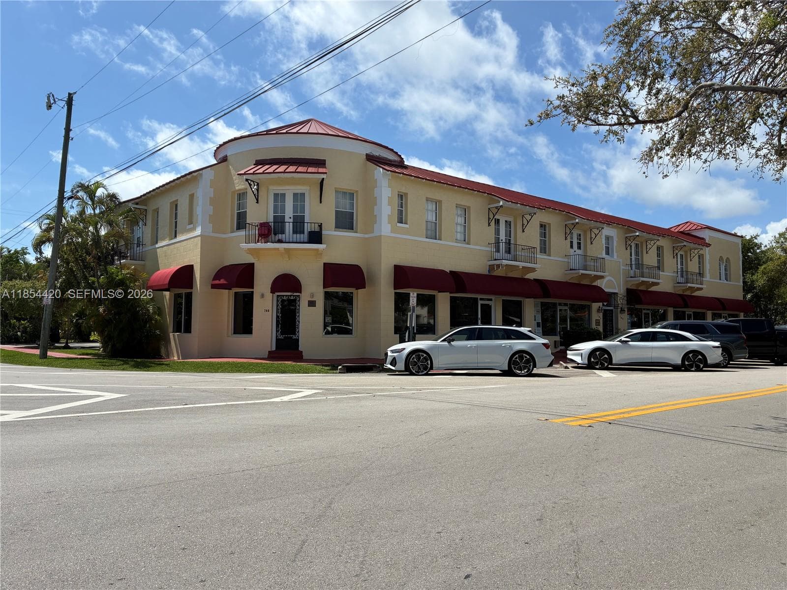 A11854420 — Miami Beach — 4