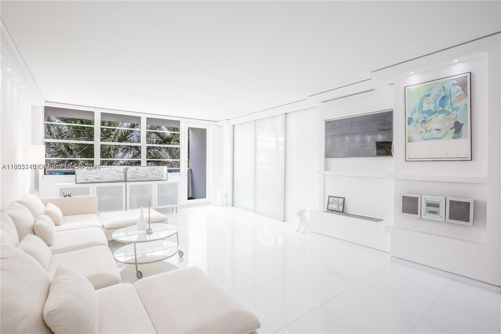 A11855140 — Miami Beach — 5