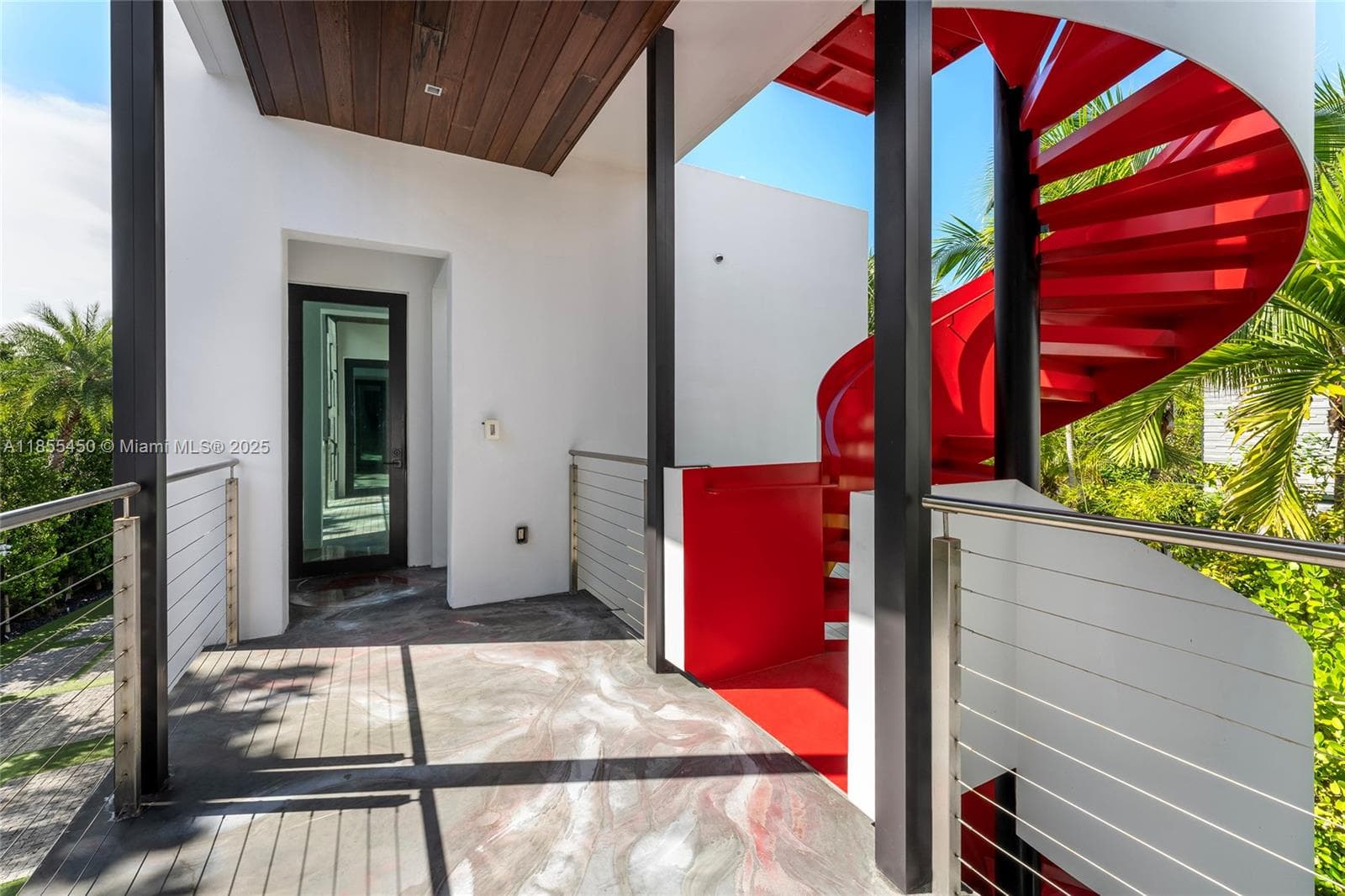 A11855450 — Miami Beach — 55