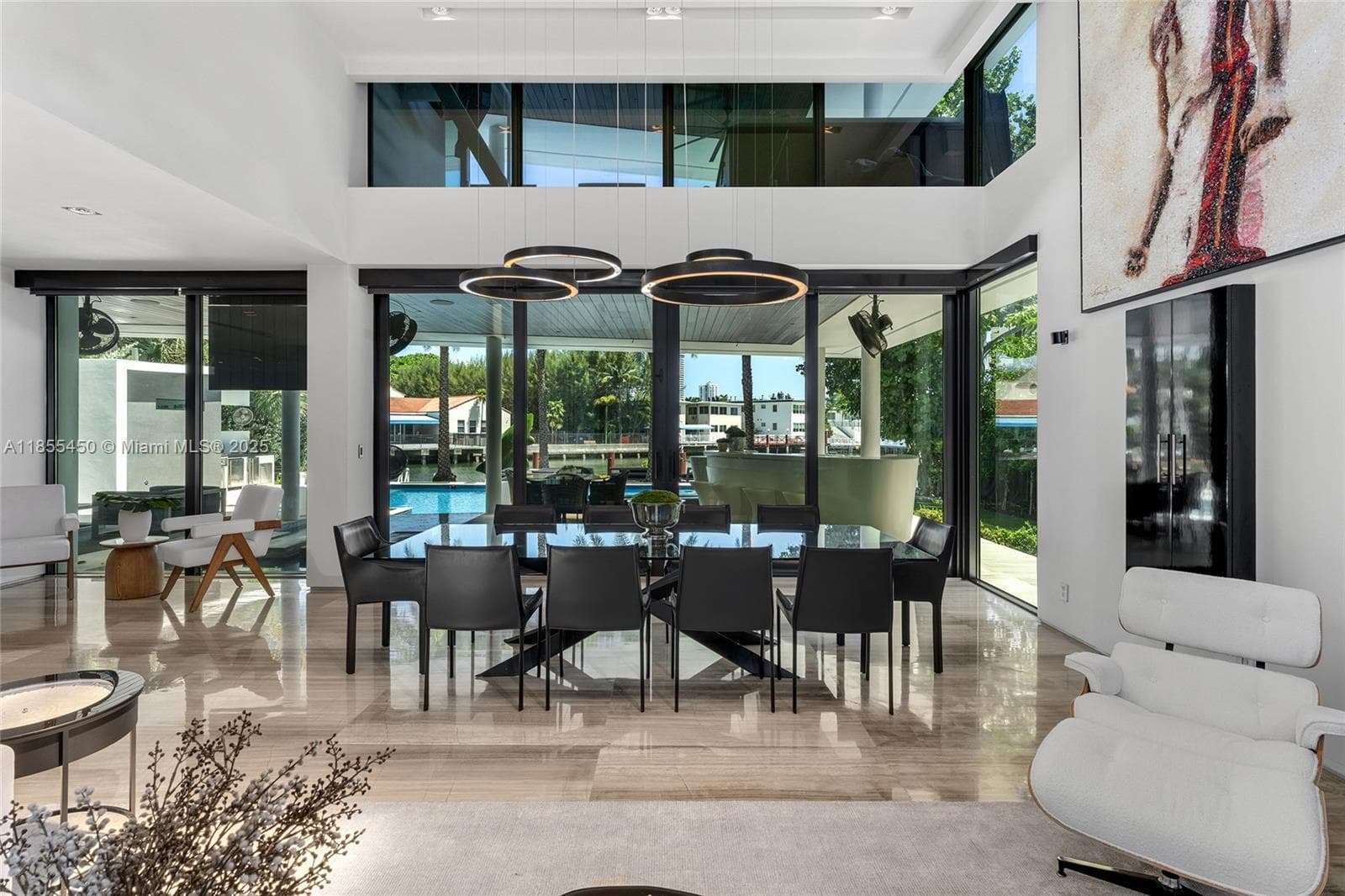 A11855450 — Miami Beach — 31