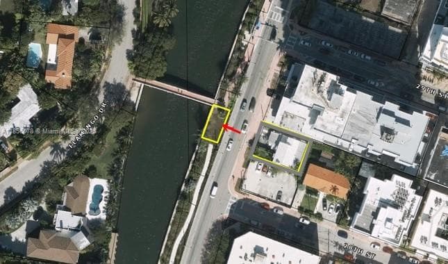 A11856078 — Miami Beach