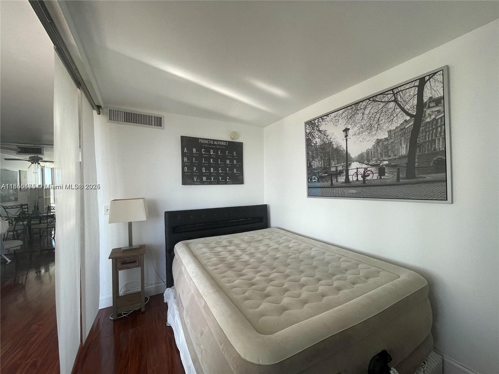 A11856475 — Miami Beach — 15
