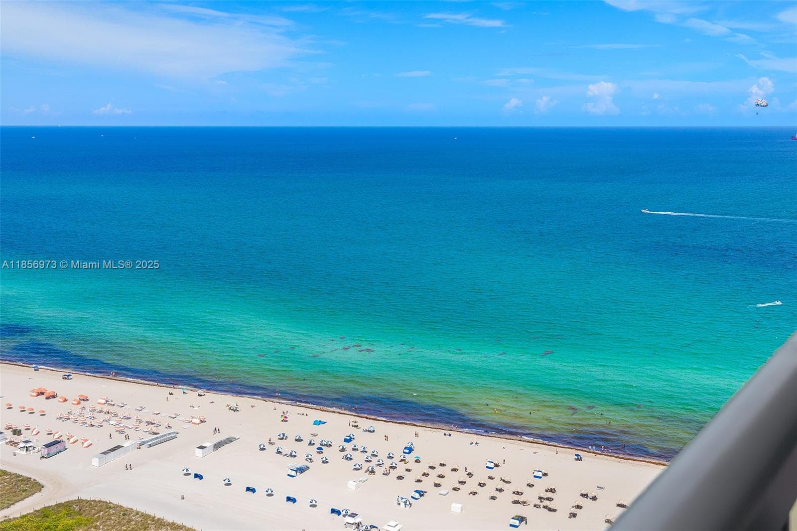 A11856973 — Miami Beach — 41