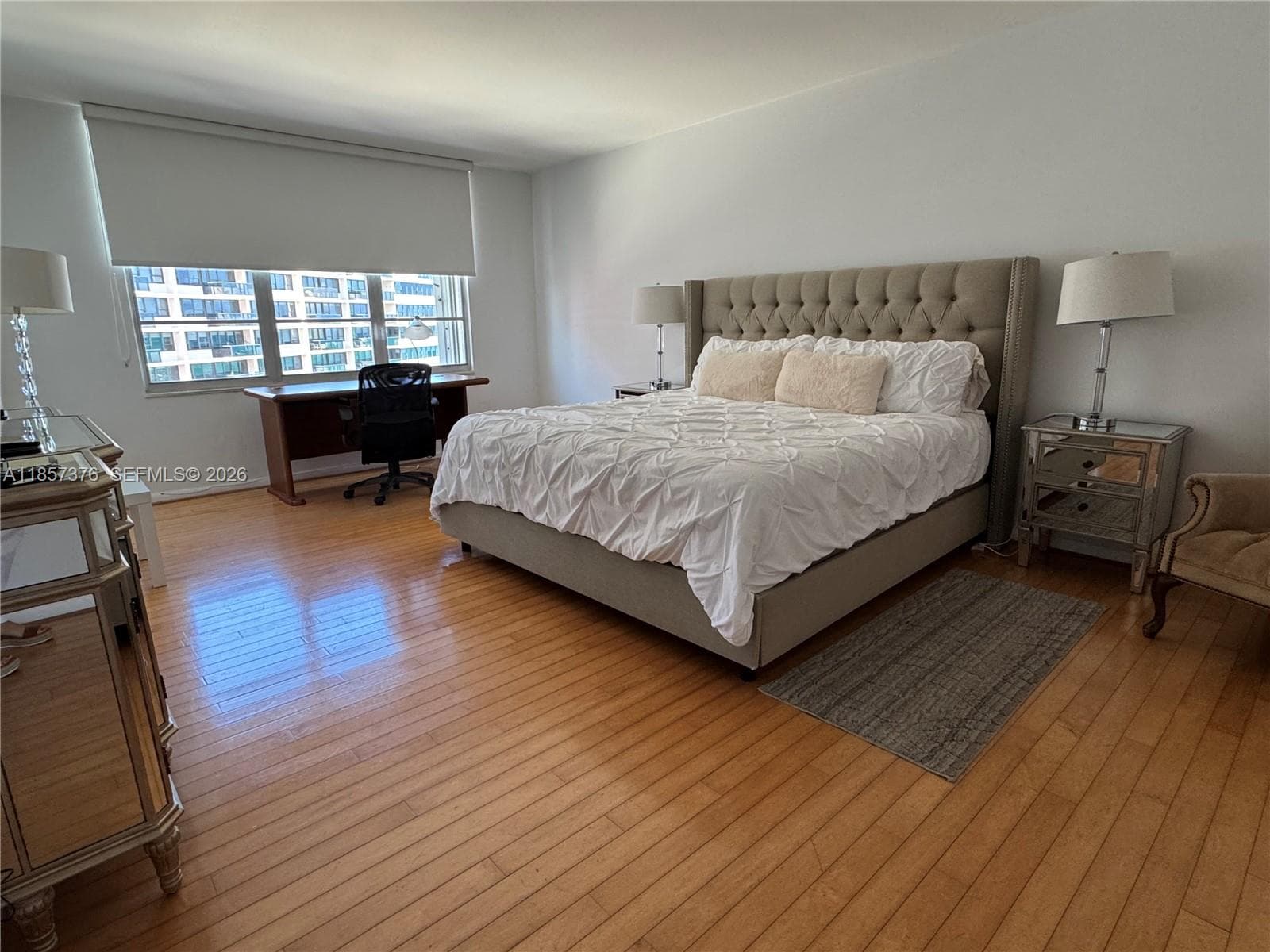 A11857376 — Miami Beach — 13
