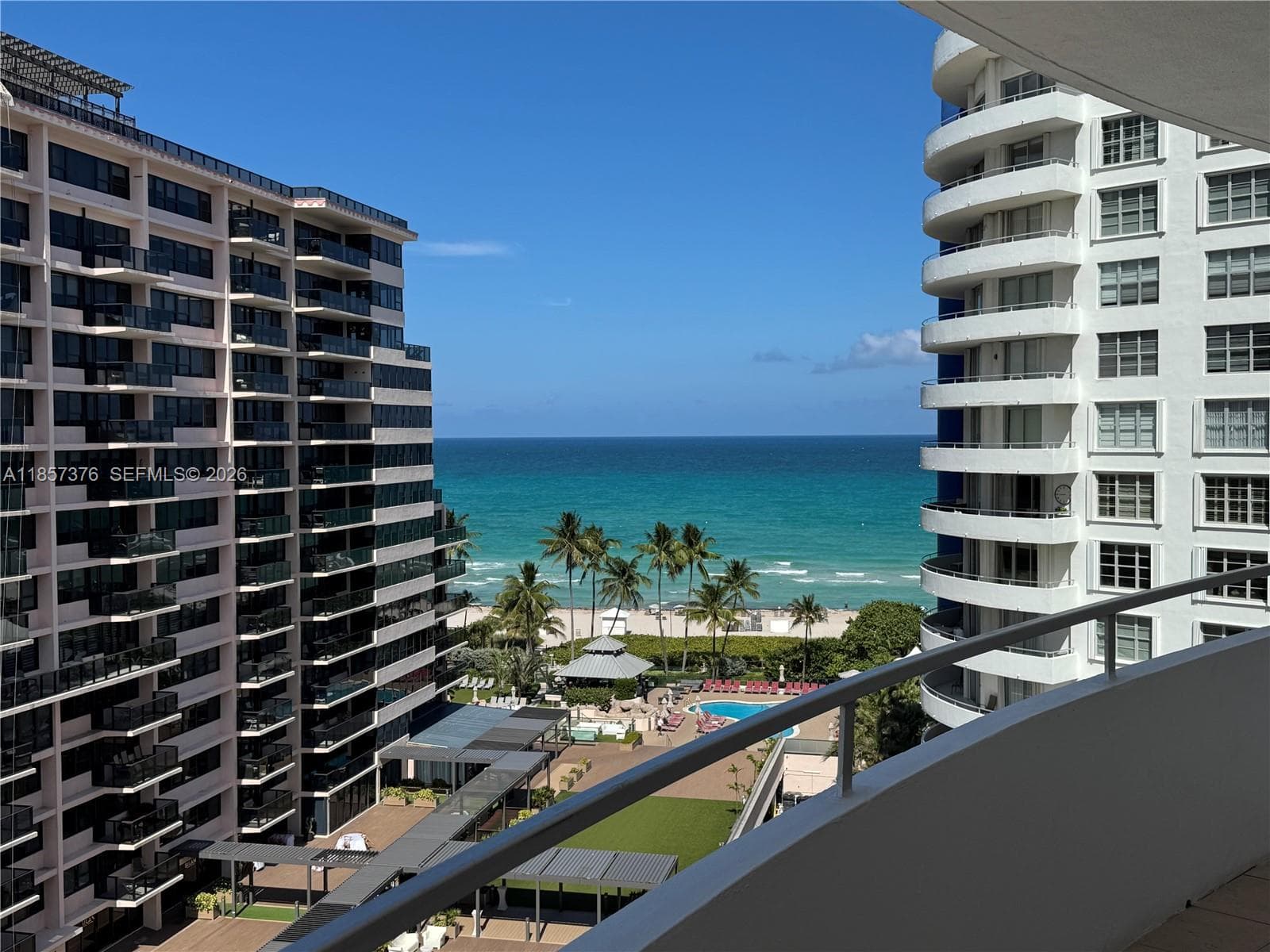 A11857376 — Miami Beach — 17