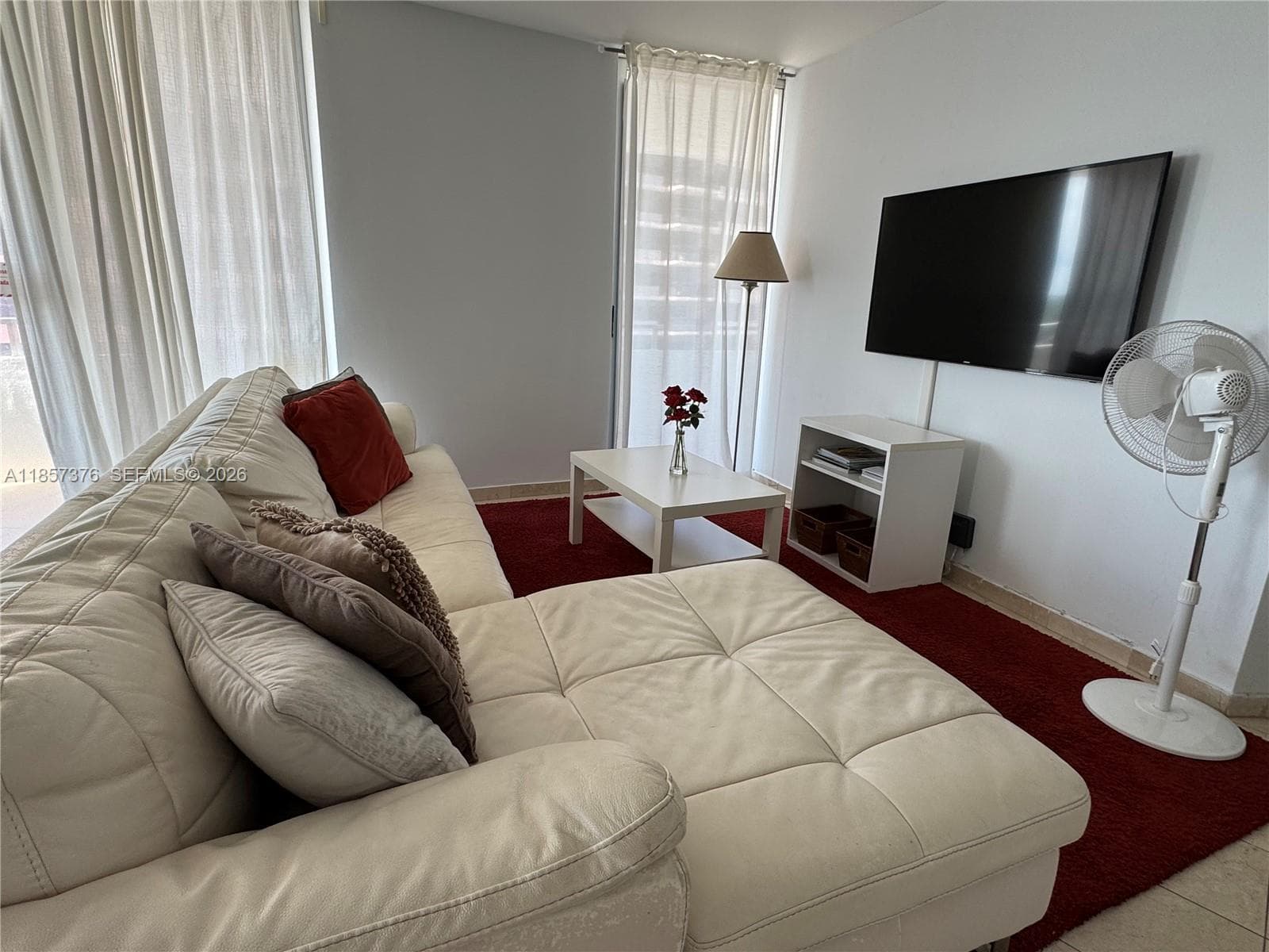 A11857376 — Miami Beach — 10