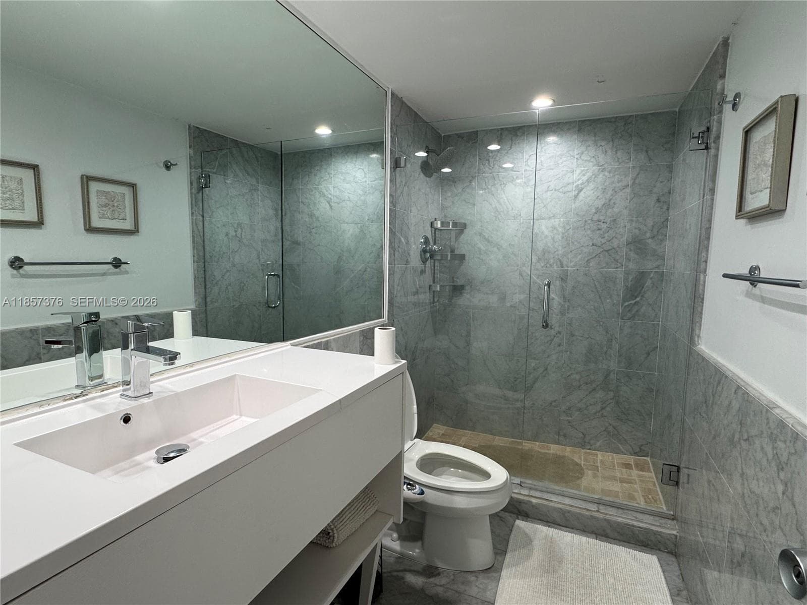 A11857376 — Miami Beach — 4