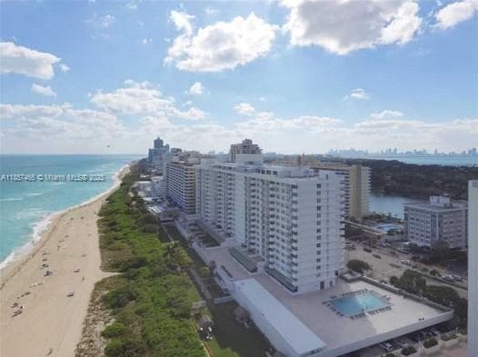 A11857466 — Miami Beach