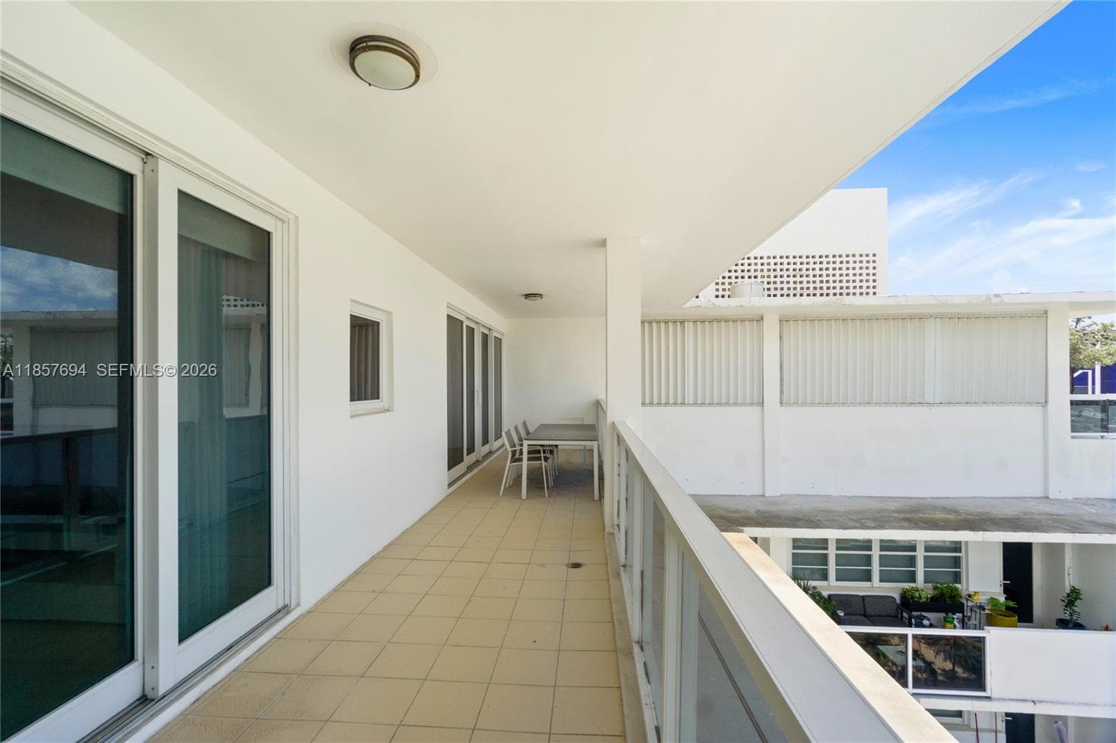 A11857694 — Miami Beach — 21
