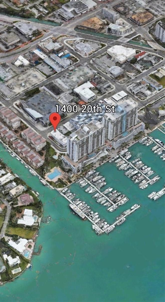 A11858183 — Miami Beach — 18