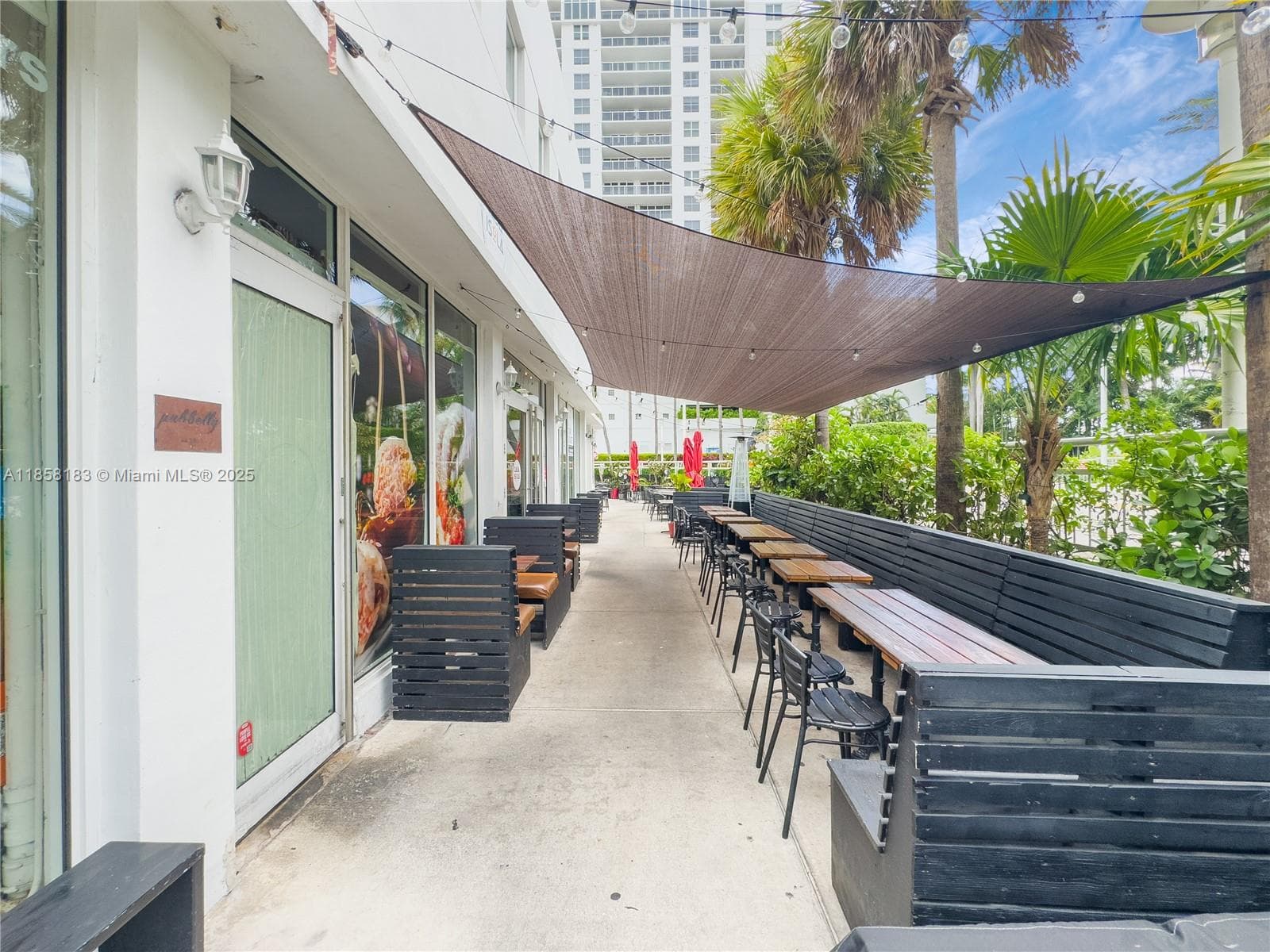 A11858183 — Miami Beach — 15