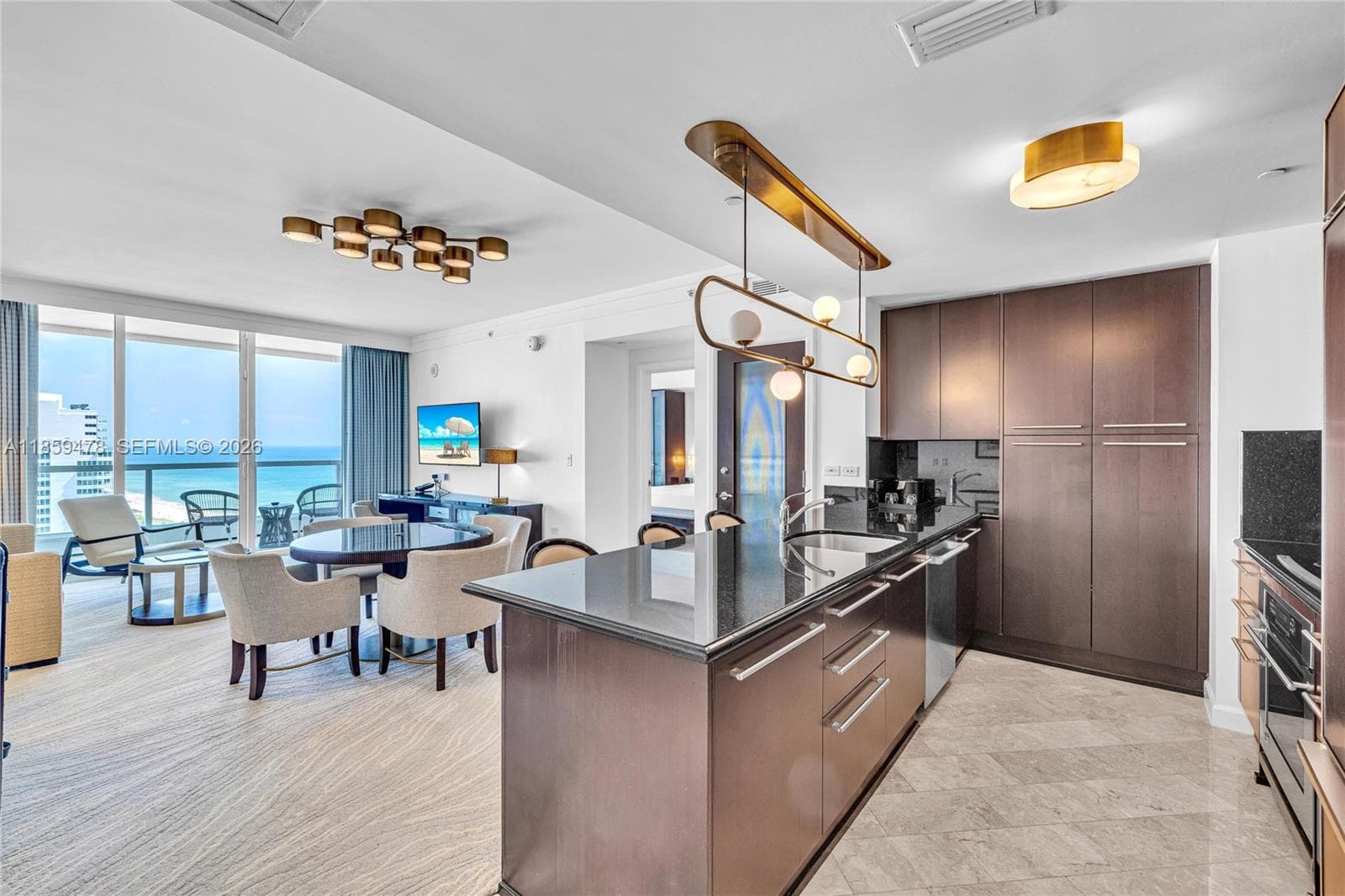 A11859478 — Miami Beach — 23