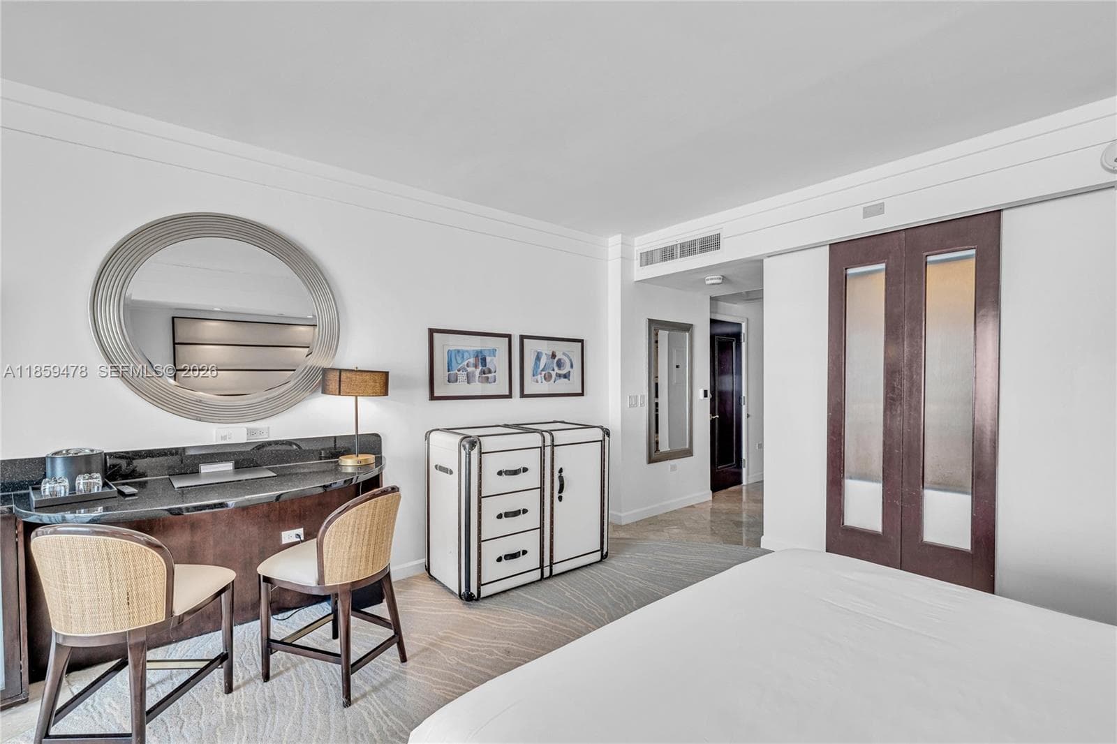 A11859478 — Miami Beach — 27