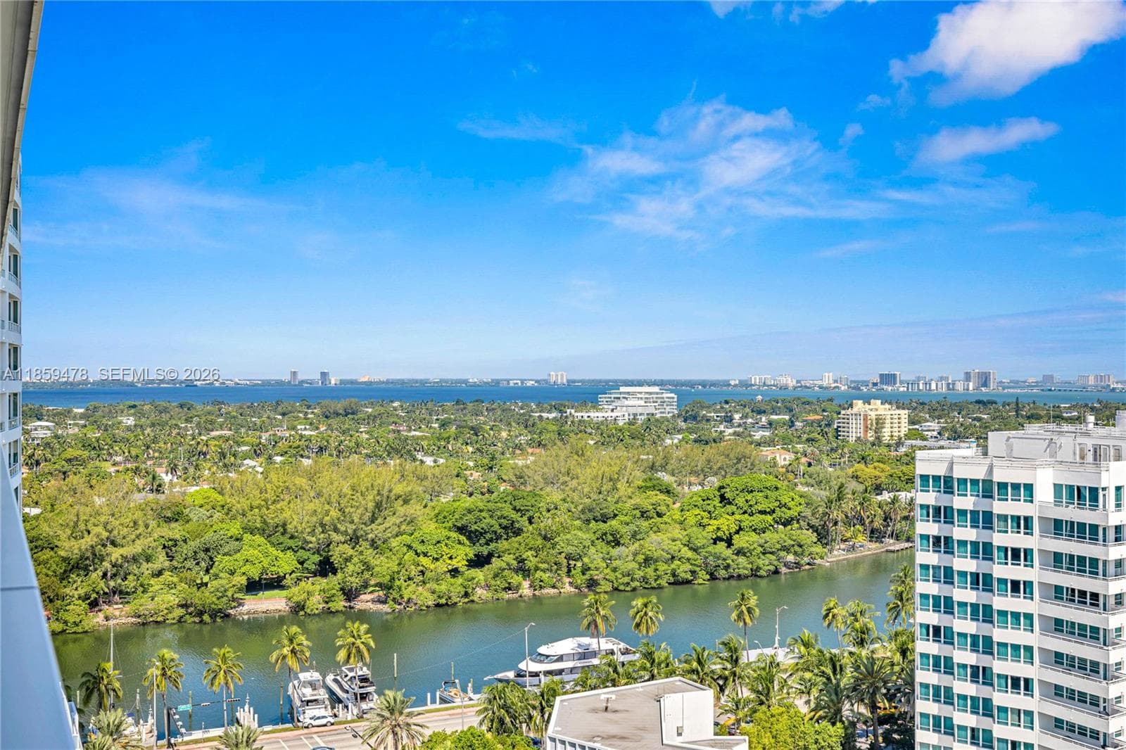 A11859478 — Miami Beach — 42