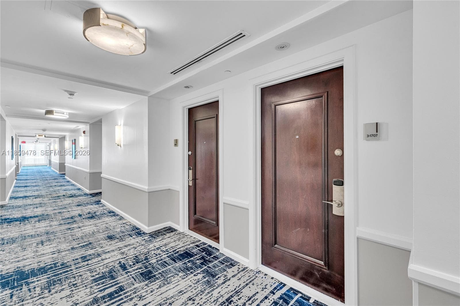 A11859478 — Miami Beach — 49