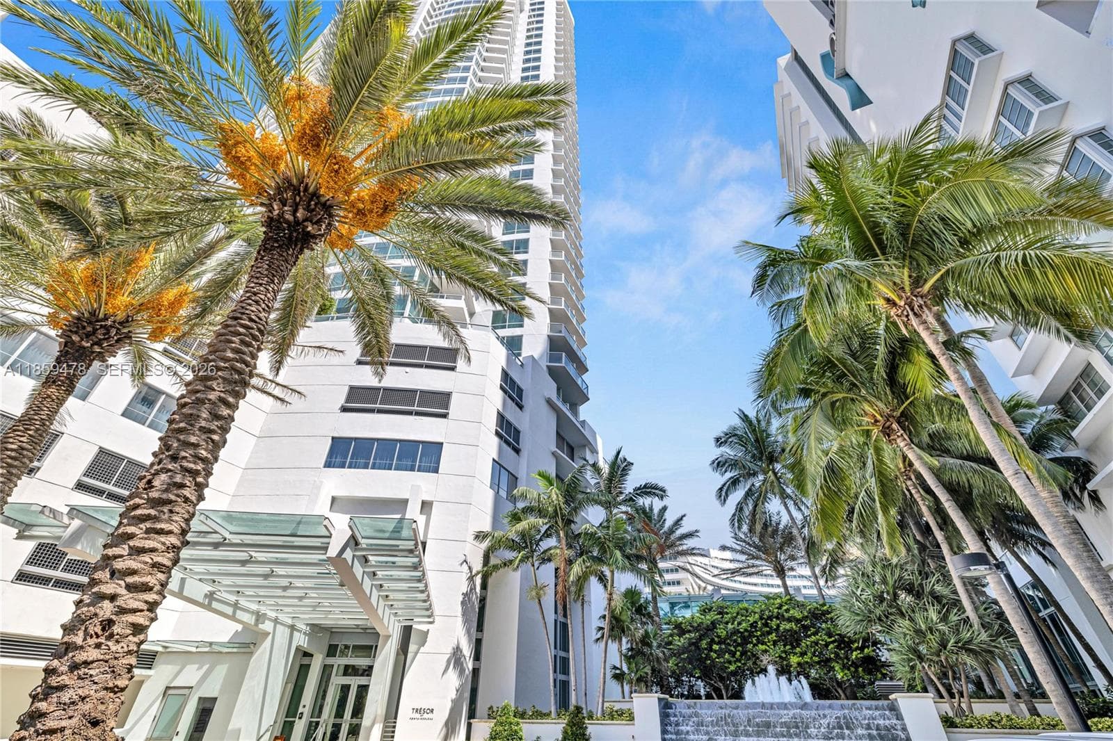A11859478 — Miami Beach — 50