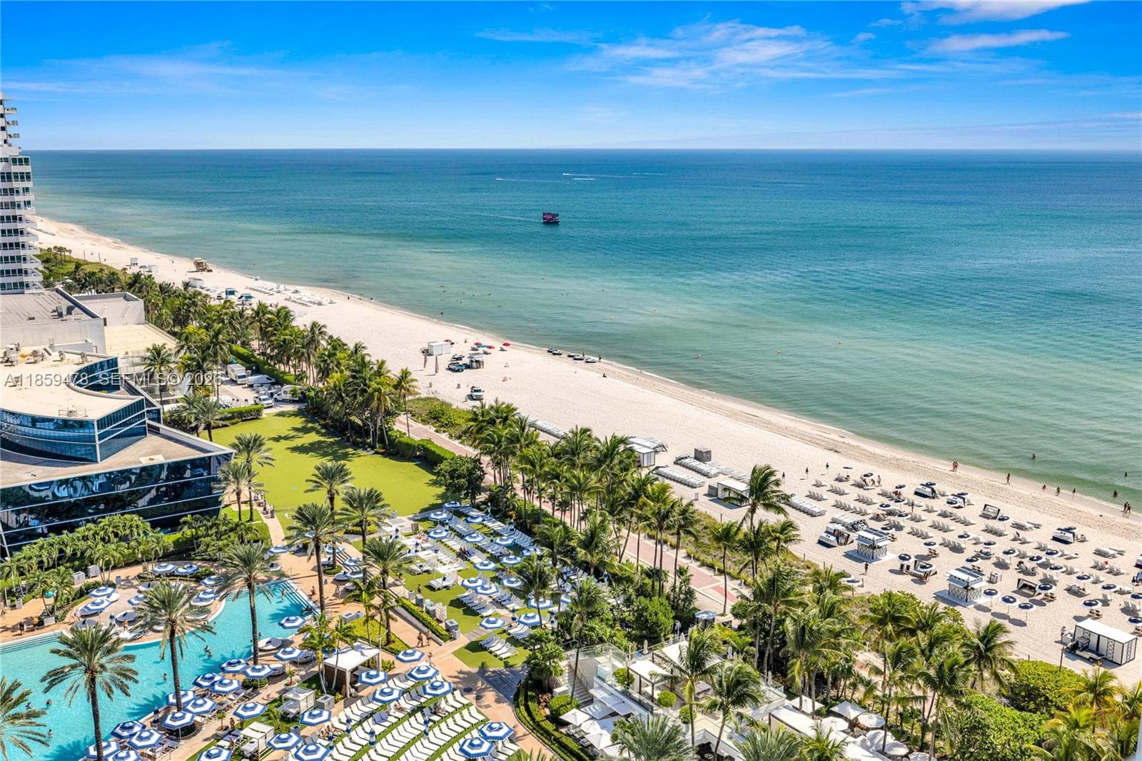 A11859478 — Miami Beach — 37