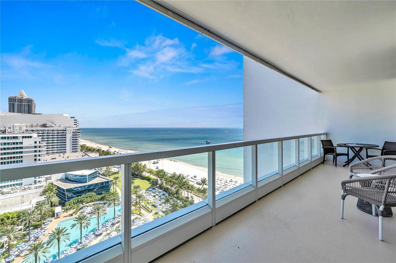 A11859478 — Miami Beach — 39