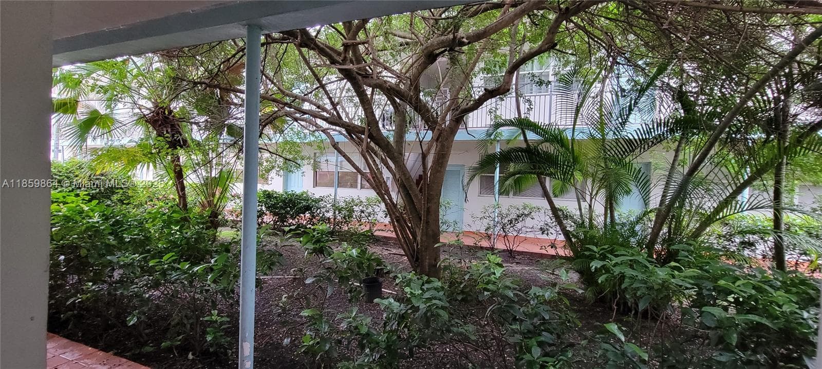 A11859864 — Miami Beach — 6