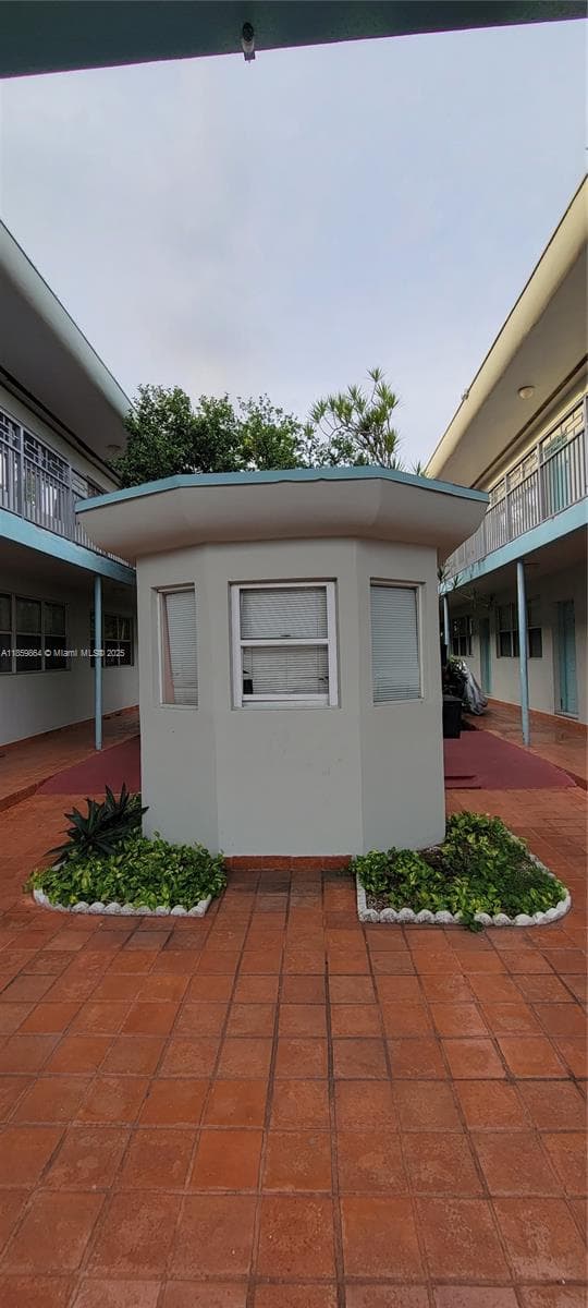 A11859864 — Miami Beach — 5