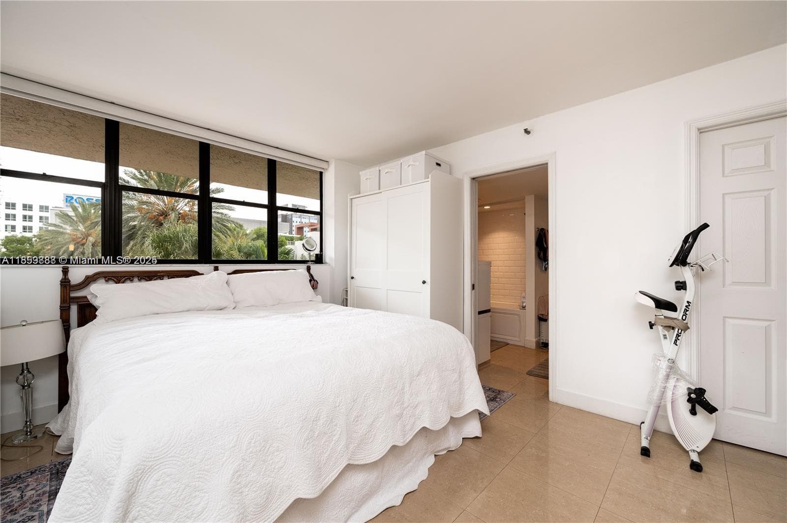 A11859888 — Miami Beach — 7