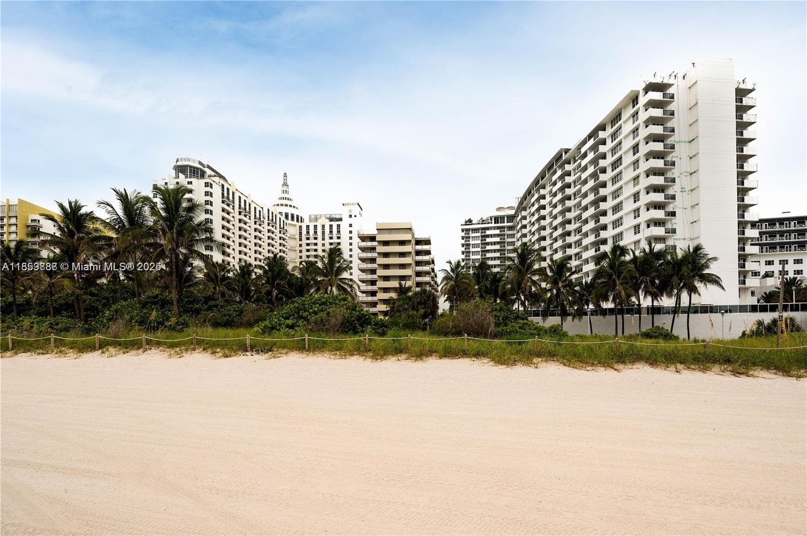 A11859888 — Miami Beach — 20