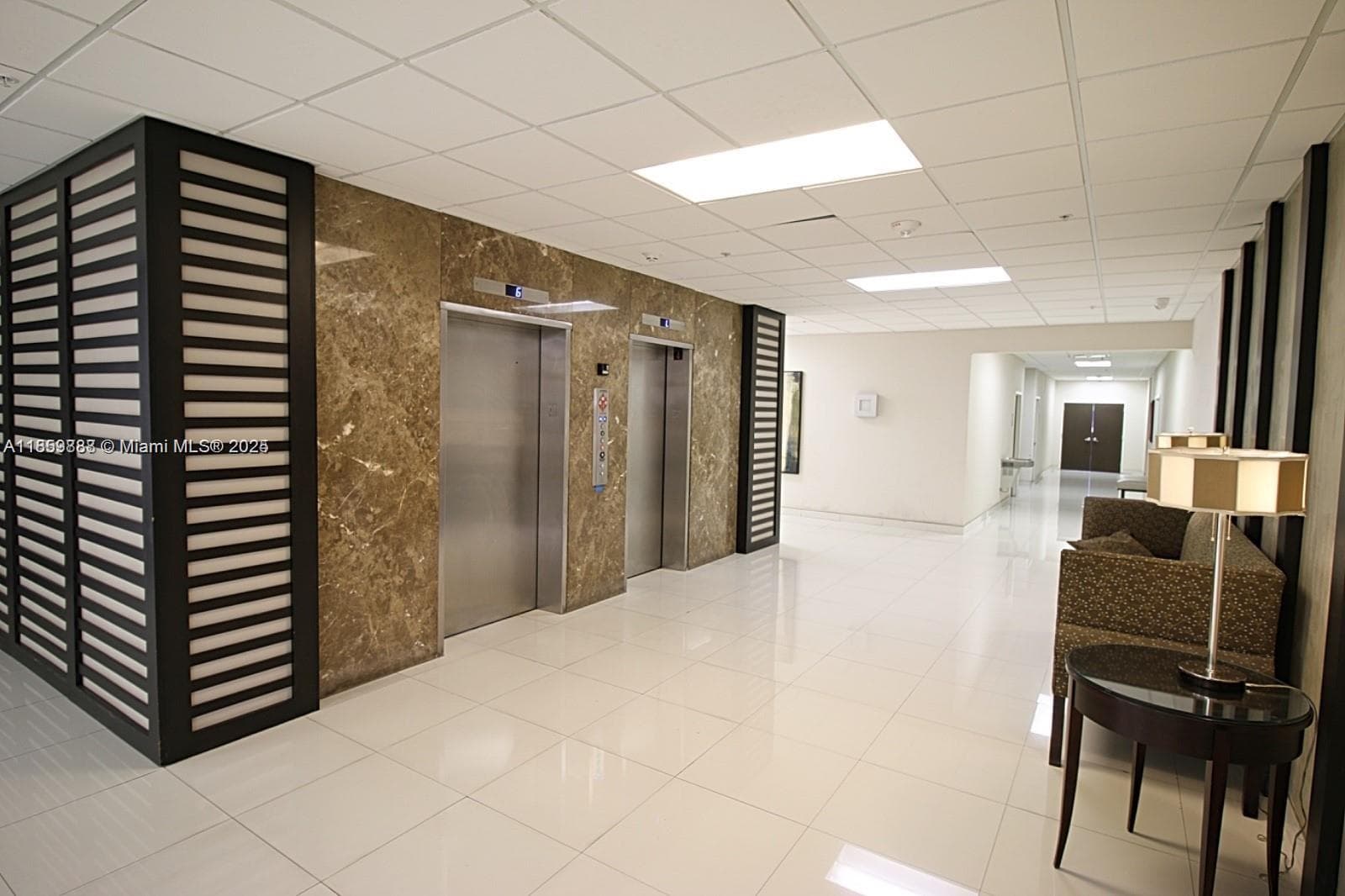 A11859888 — Miami Beach — 30